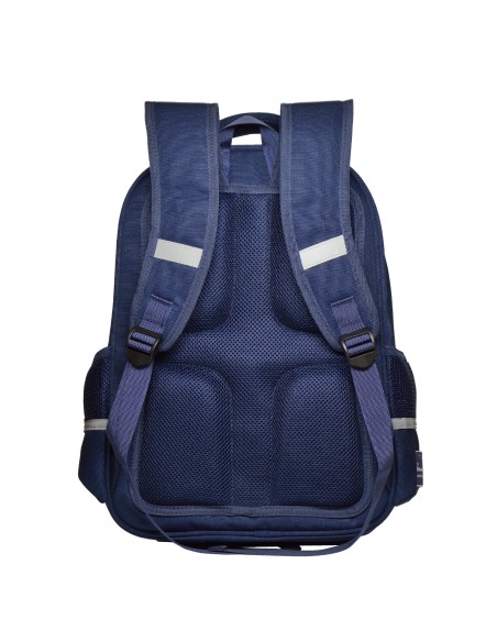 Backpack. Material: 100% polyester fiber. Zipper width 8 mm, puller 5 cm. Measurement: 30x40x19 cm