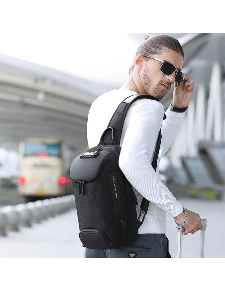 Sling bag Bange 7082 black