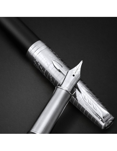 Parker Sonnet Legacy CT 18K Fountain Pen M Blue Ink