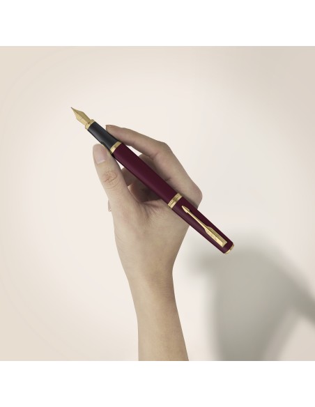 Parker Meridian Red GT Fountain Pen M Blue Ink