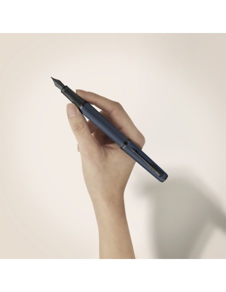 Parker Meridian Blue BT Fountain Pen F Blue Ink