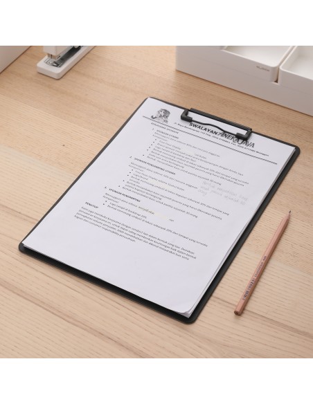 Clipboard A4 BLACK