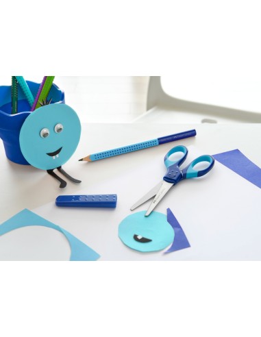 Child safe scissors