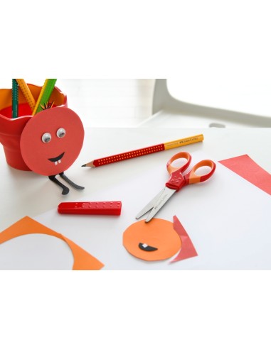 Child safe scissors
