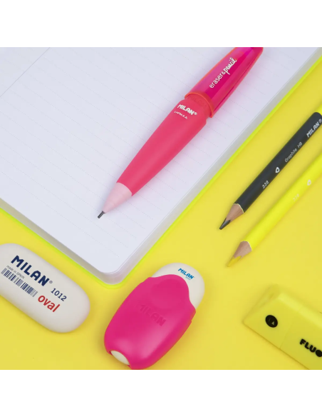Eraser Milan 1012 oval 62x28x13mm